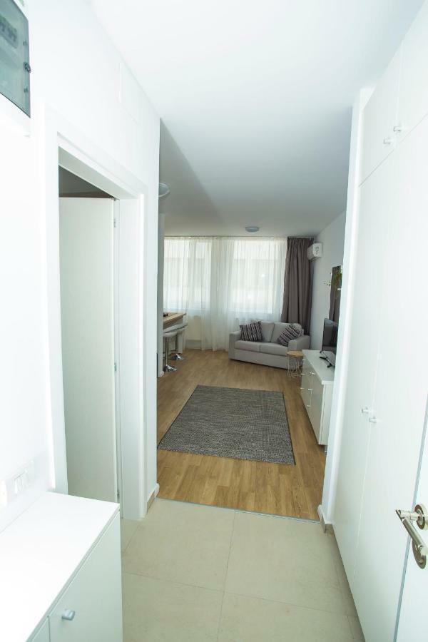 Residence Dp Pipera 布加勒斯特 外观 照片